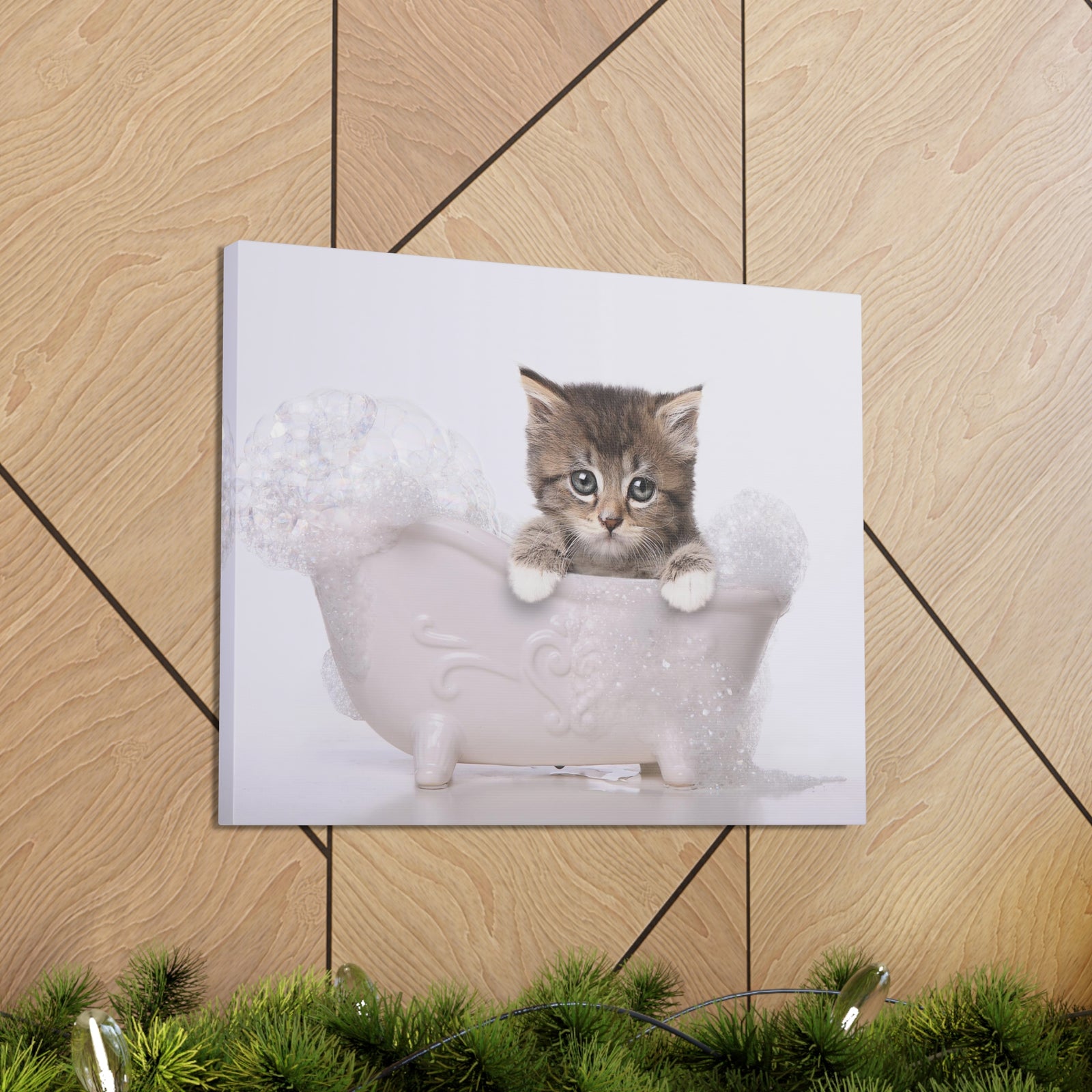 Cute Main Coon Kitten Bathee Canvas Wall Art for Home Decor Ready-to-Hang-Express Your Love Gifts
