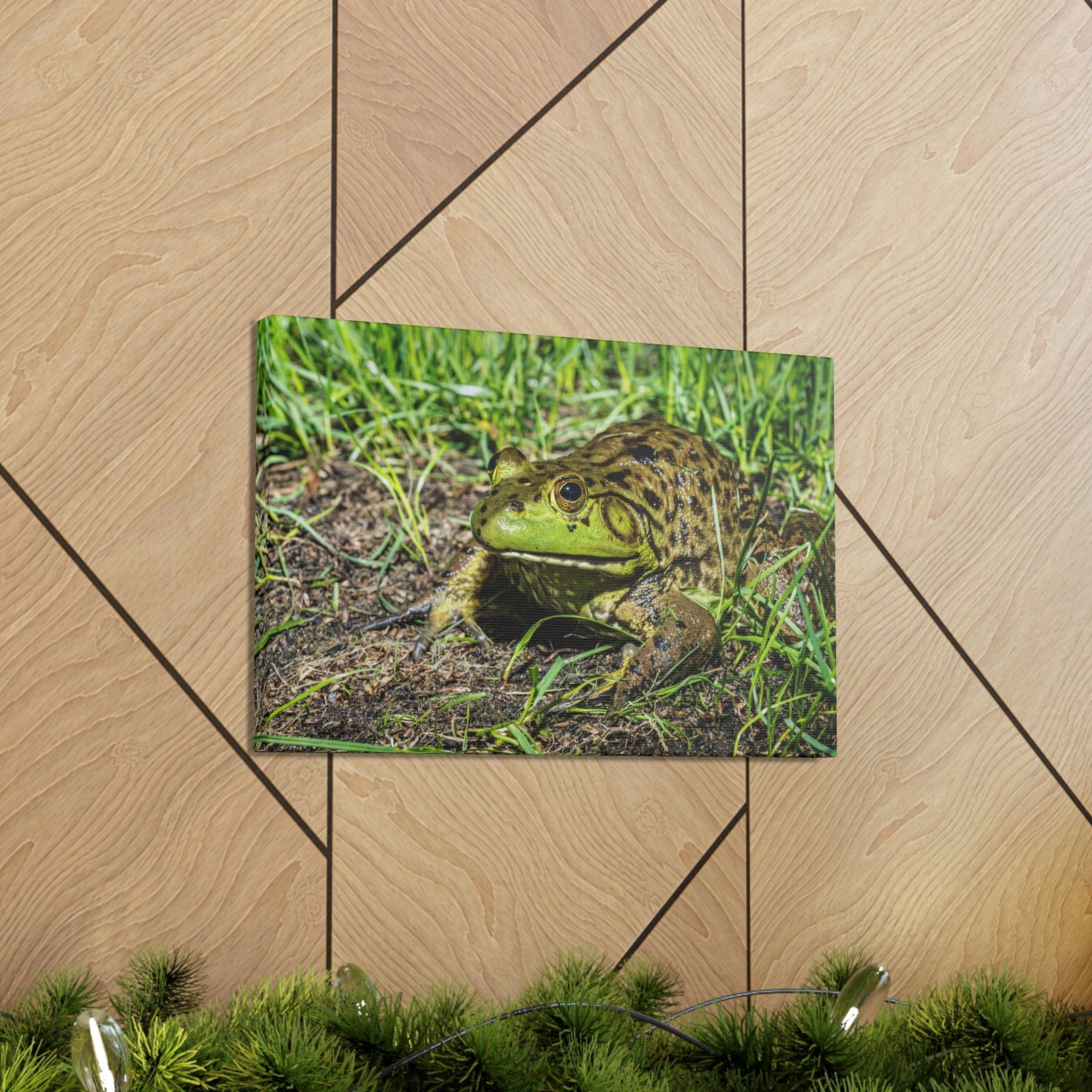 Scripture Walls Bull Frog Hunting Bull Frog on Hunt Print Animal Wall Art Wildlife Canvas Prints Wall Art Ready to Hang Unframed-Express Your Love Gifts