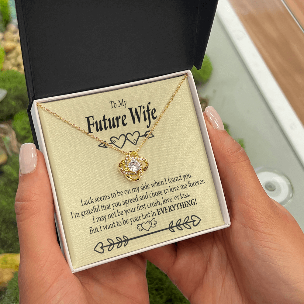 To My Fiancee Grateful Infinity Knot Necklace Message Card-Express Your Love Gifts