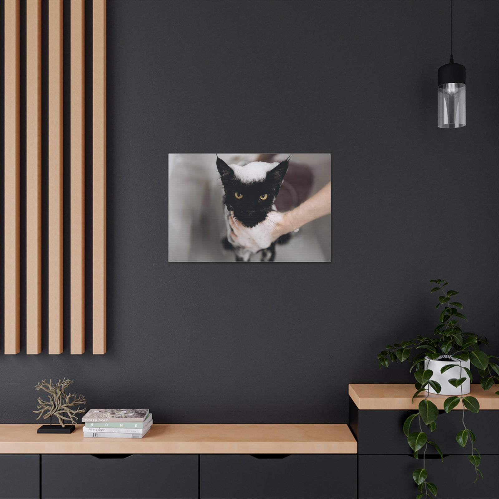 Cute Main Coon Bathee Canvas Wall Art for Home Decor Ready-to-Hang-Express Your Love Gifts