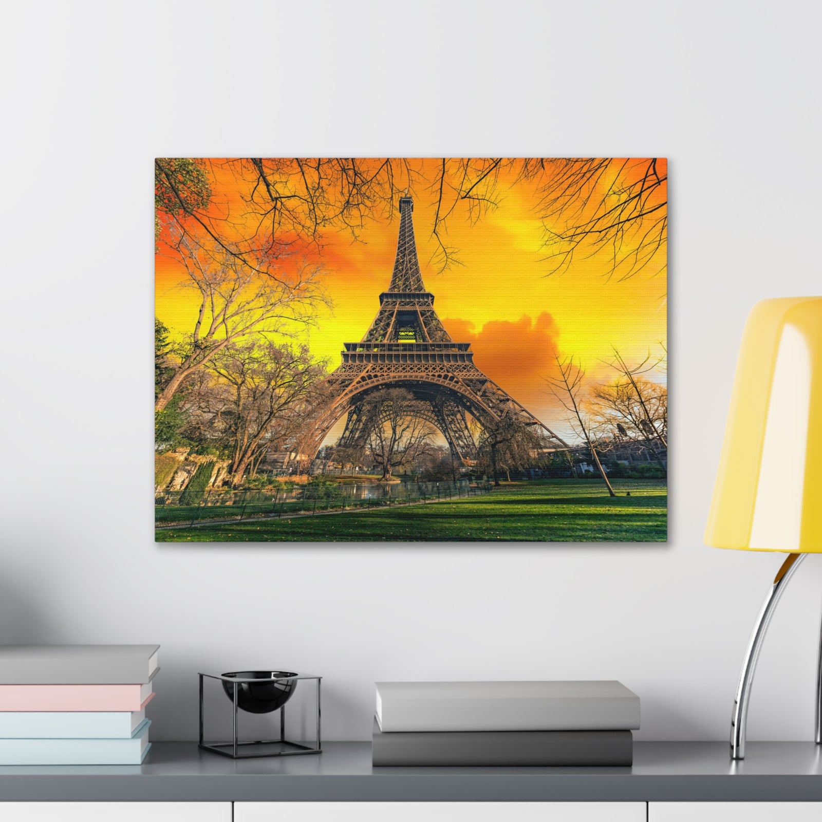 Fantastic View of Paris Eiffel Paris Eiffel Tower Couple France Canvas Artwork High-Quality Breathtaking French City for Home Decor Ready to Hang-Express Your Love Gifts