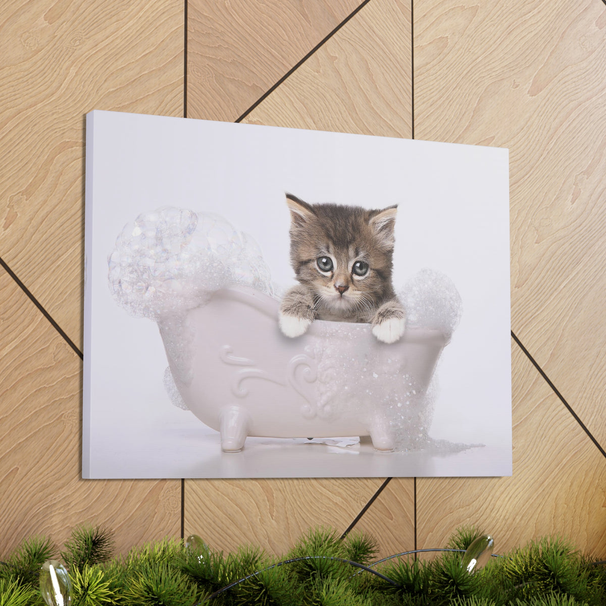 Cute Main Coon Kitten Bathee Canvas Wall Art for Home Decor Ready-to-Hang-Express Your Love Gifts