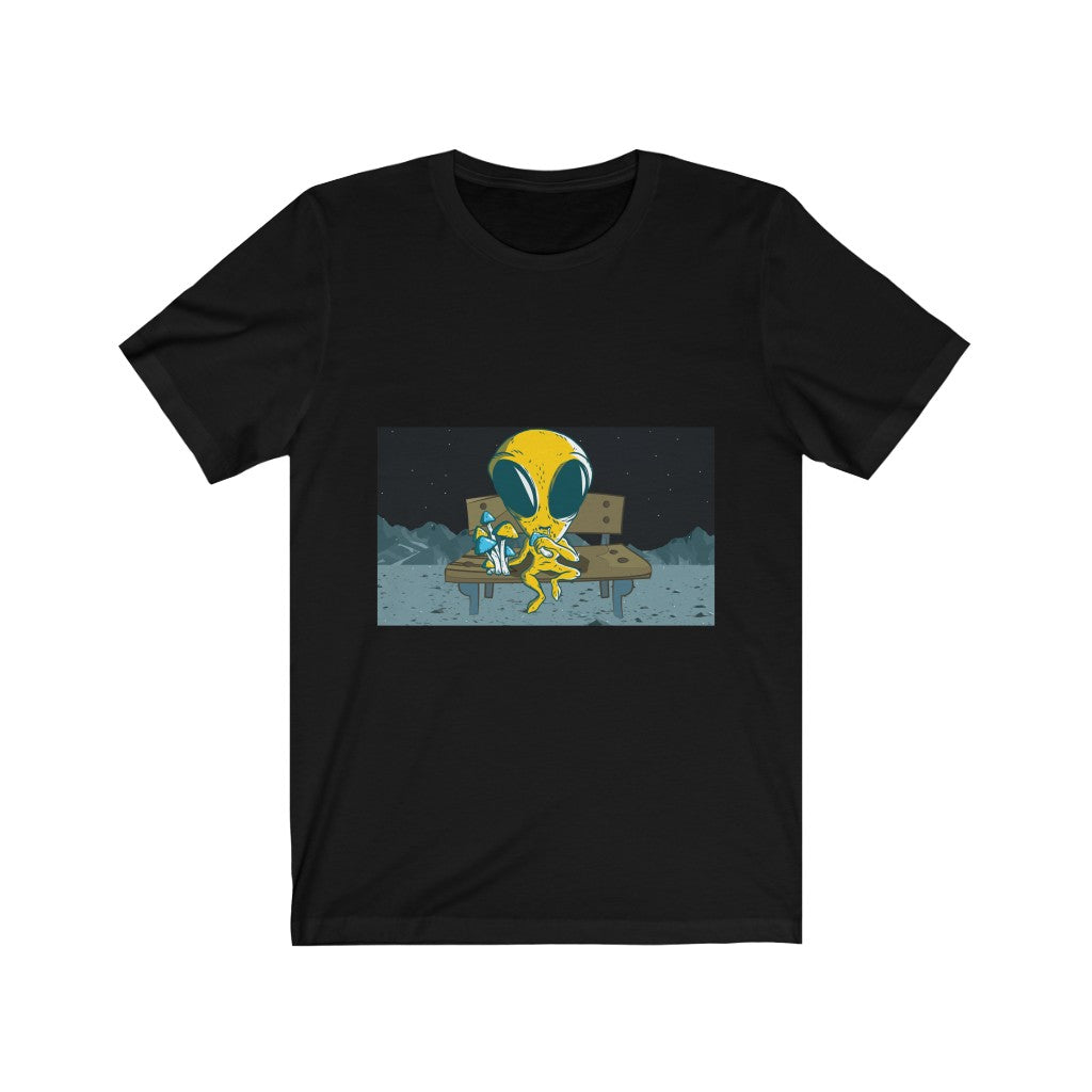 Gift for Alien UFO Fan Yellow Alien Eating Mushroom UFO TShirt-Express Your Love Gifts
