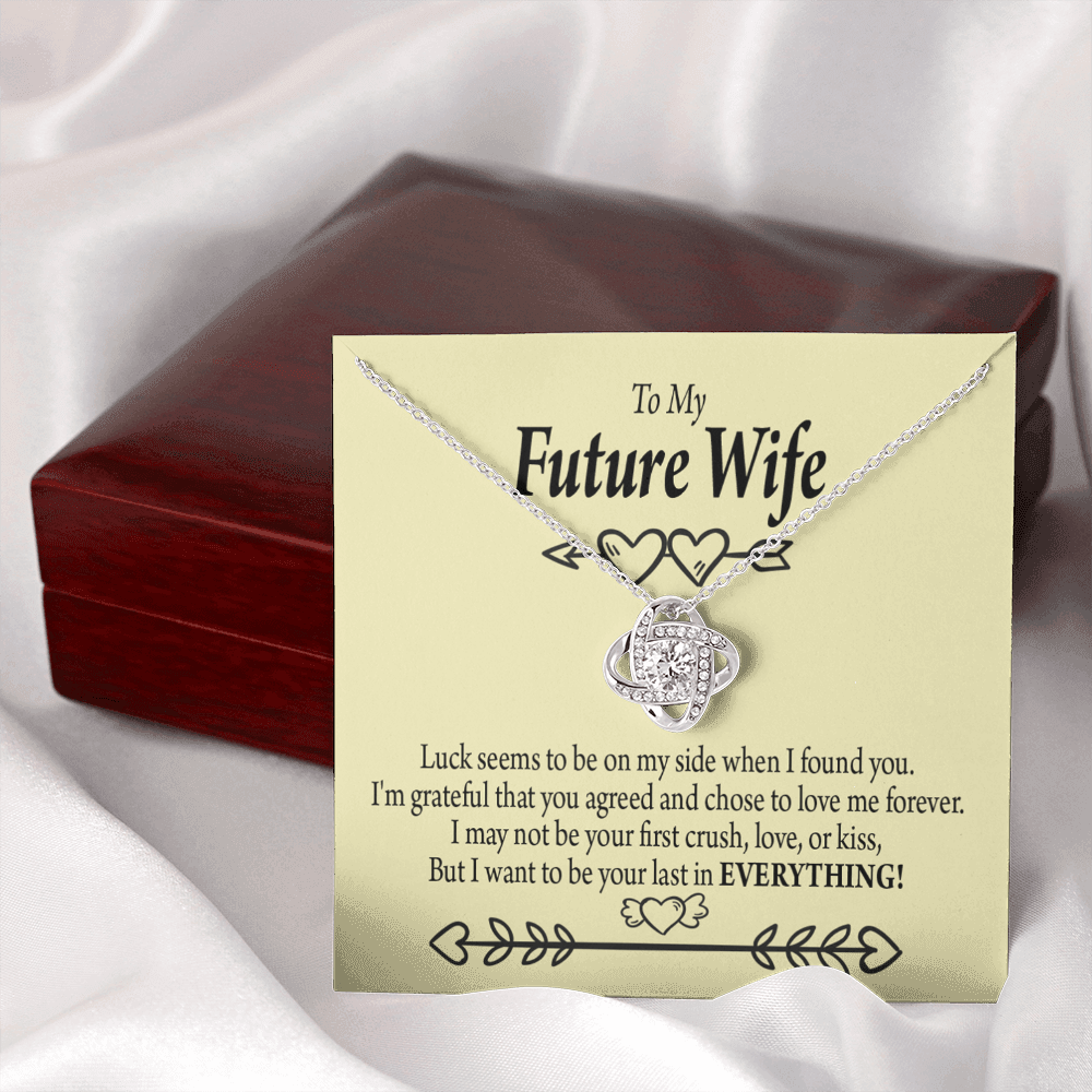 To My Fiancee Grateful Infinity Knot Necklace Message Card-Express Your Love Gifts