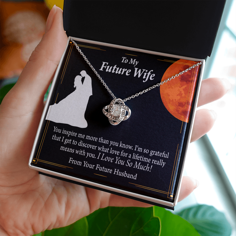 To My Fiancee Inspiration Infinity Knot Necklace Message Card-Express Your Love Gifts