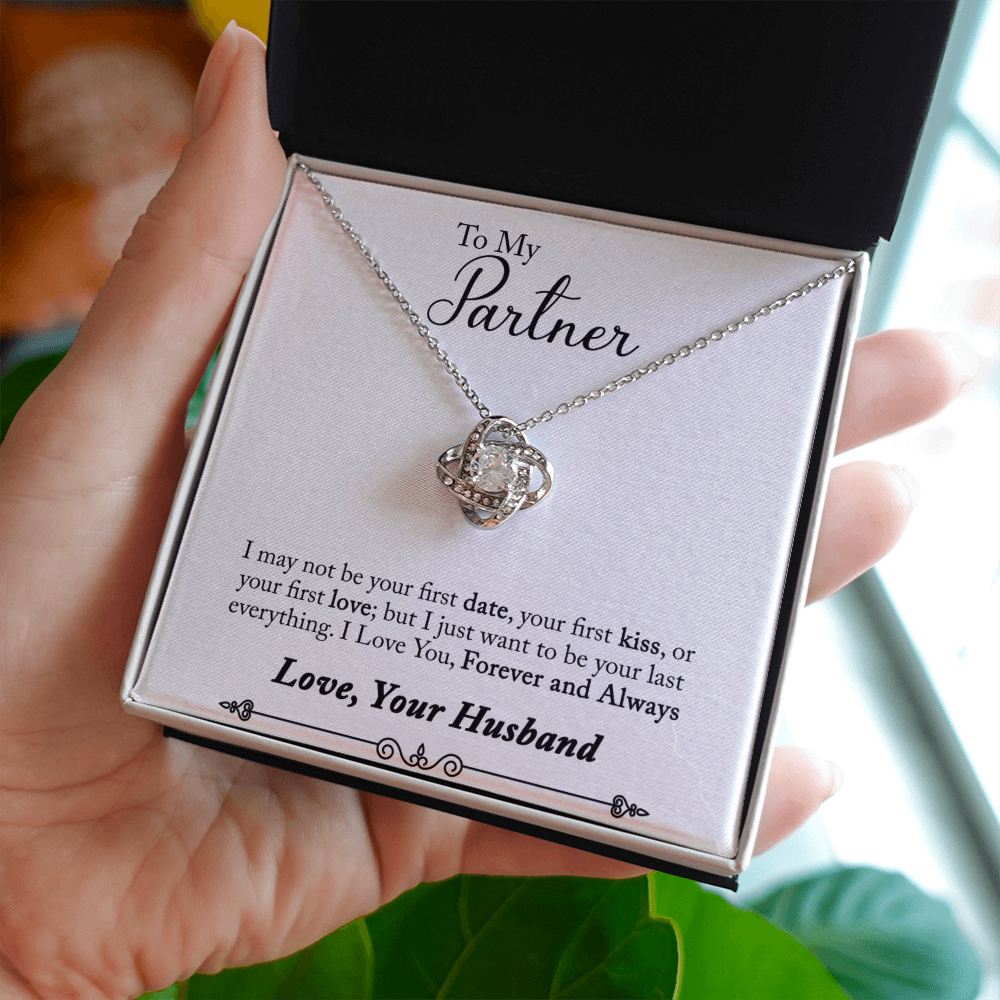 To My Fiancee My Partner Infinity Knot Necklace Message Card-Express Your Love Gifts