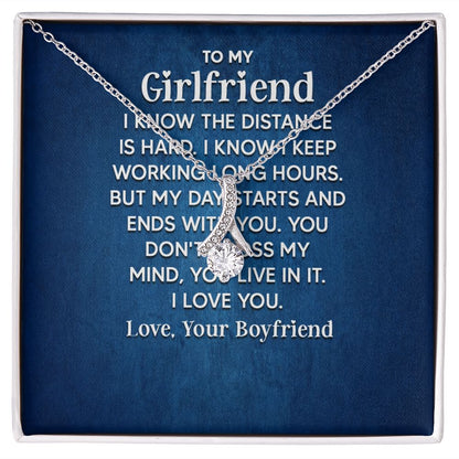 To My Girlfriend I Know the Distance is Hard Alluring Ribbon Necklace Message Card-Express Your Love Gifts