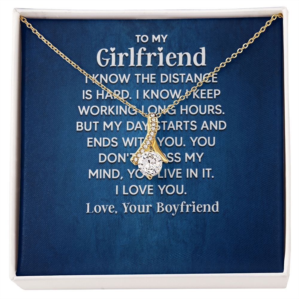 To My Girlfriend I Know the Distance is Hard Alluring Ribbon Necklace Message Card-Express Your Love Gifts