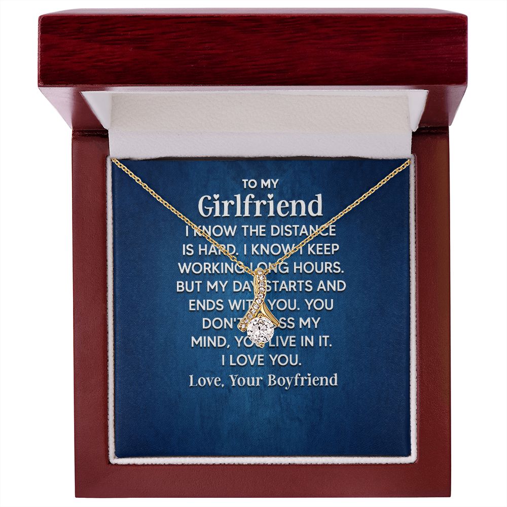 To My Girlfriend I Know the Distance is Hard Alluring Ribbon Necklace Message Card-Express Your Love Gifts