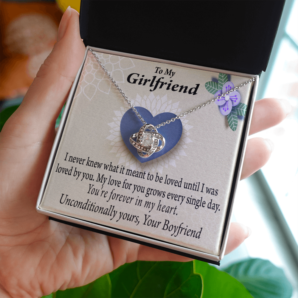 To My Girlfriend I Love You More Every Day Infinity Knot Necklace Message Card-Express Your Love Gifts