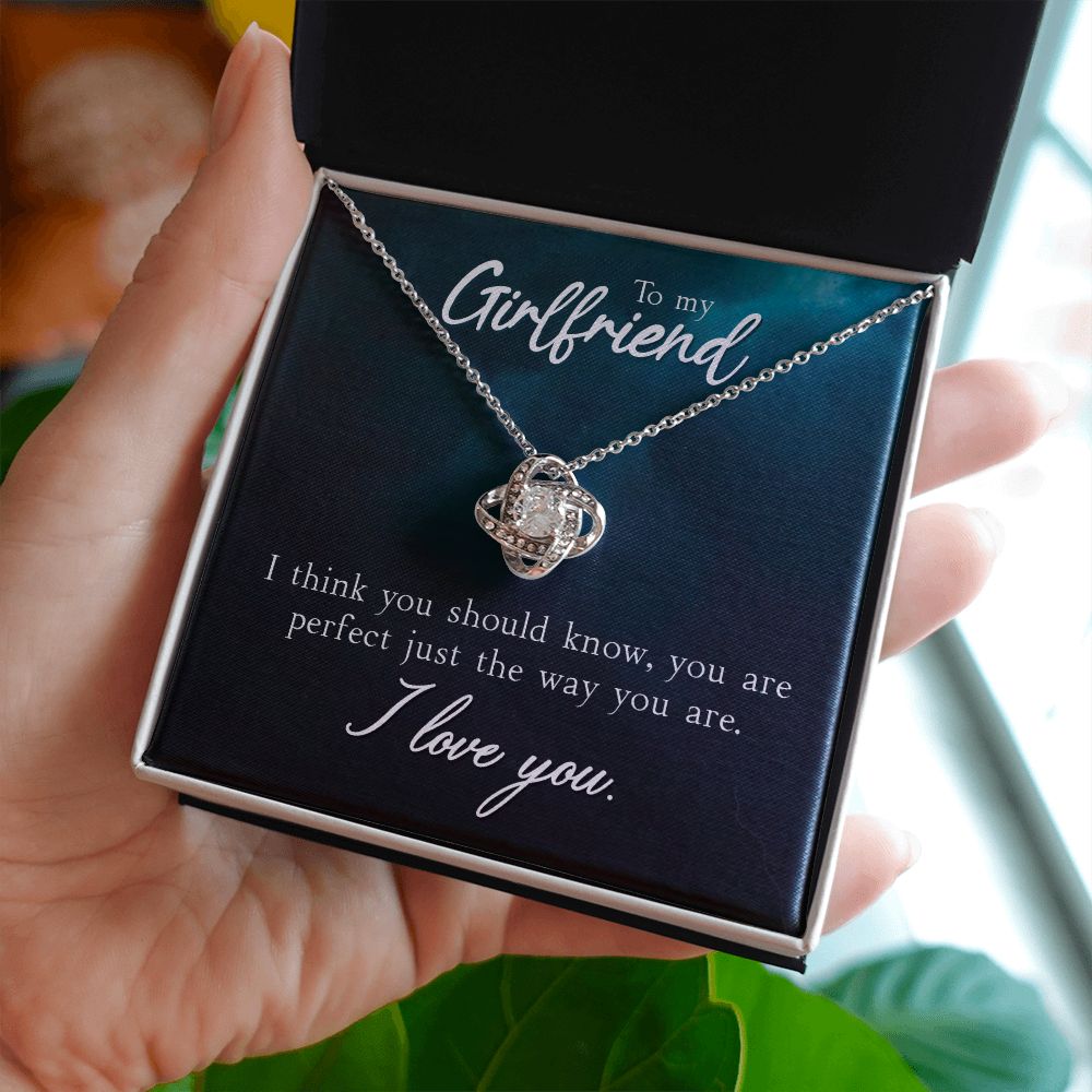 To My Girlfriend I Think You Should Know Infinity Knot Necklace Message Card-Express Your Love Gifts