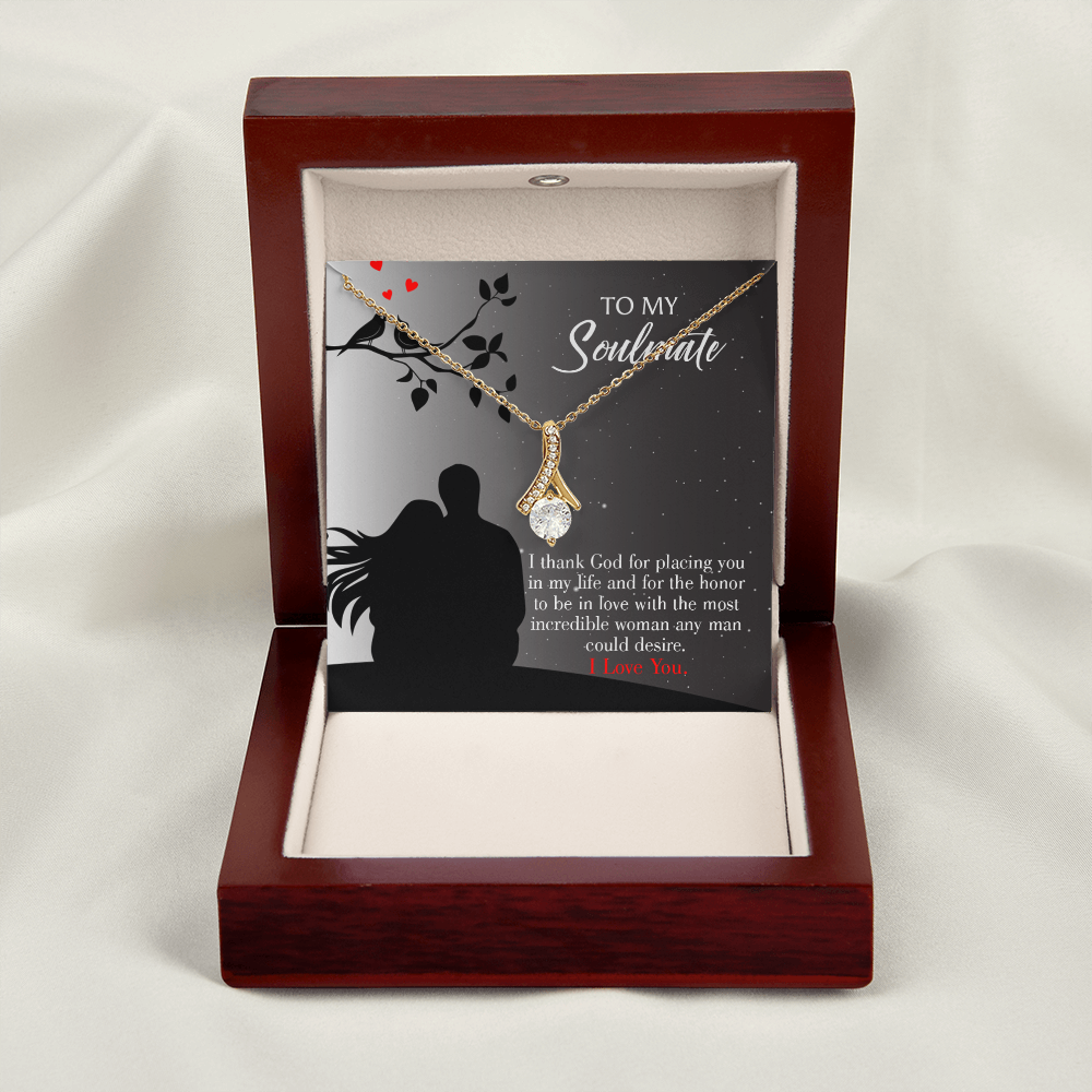 To My Girlfriend Incredible Woman Alluring Ribbon Necklace Message Card-Express Your Love Gifts
