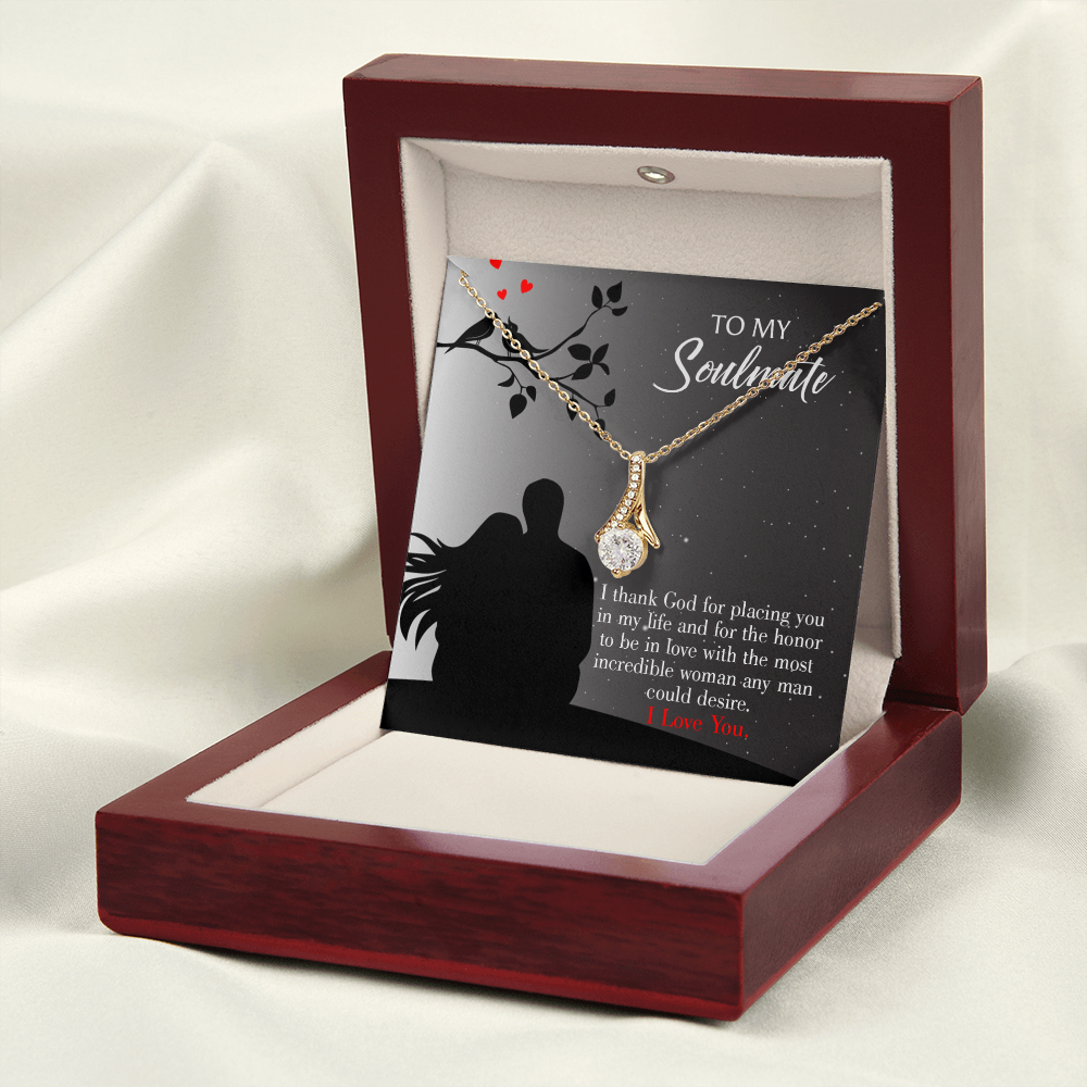 To My Girlfriend Incredible Woman Alluring Ribbon Necklace Message Card-Express Your Love Gifts