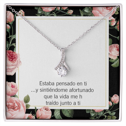To My Girlfriend Thinking of You Spanish Alluring Ribbon Necklace Message Card-Express Your Love Gifts