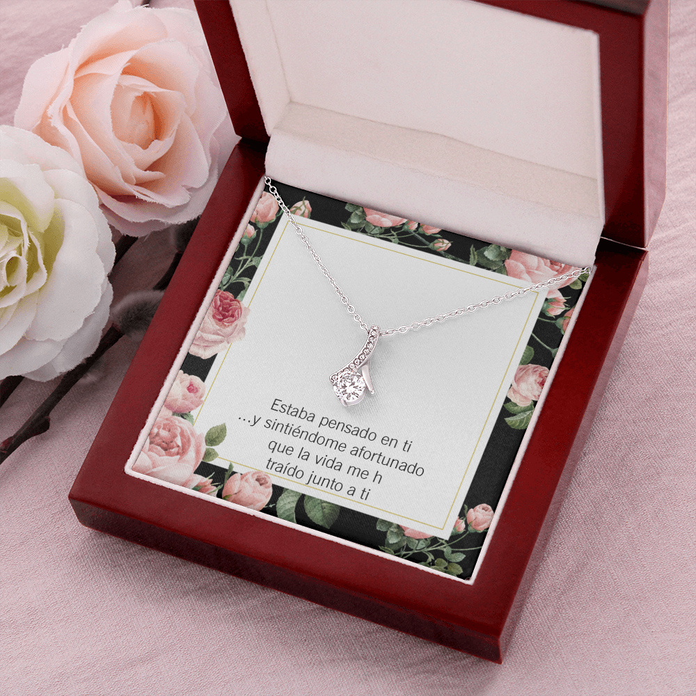 To My Girlfriend Thinking of You Spanish Alluring Ribbon Necklace Message Card-Express Your Love Gifts