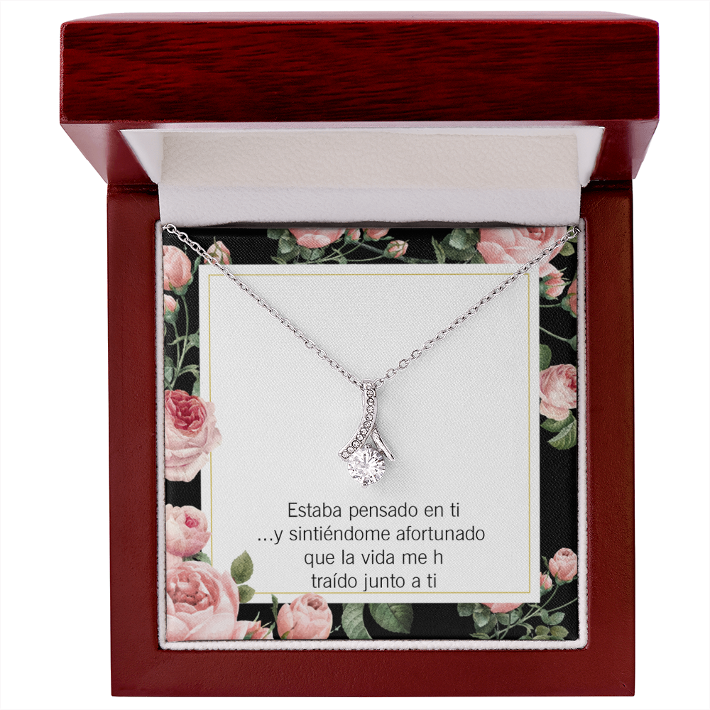 To My Girlfriend Thinking of You Spanish Alluring Ribbon Necklace Message Card-Express Your Love Gifts