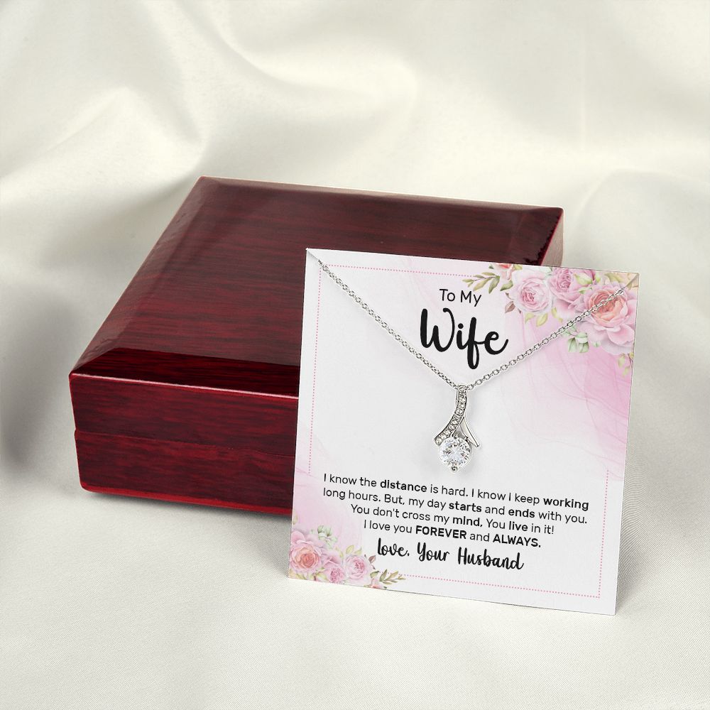To My Wife I Know the Distance is Hard Alluring Ribbon Necklace Message Card-Express Your Love Gifts