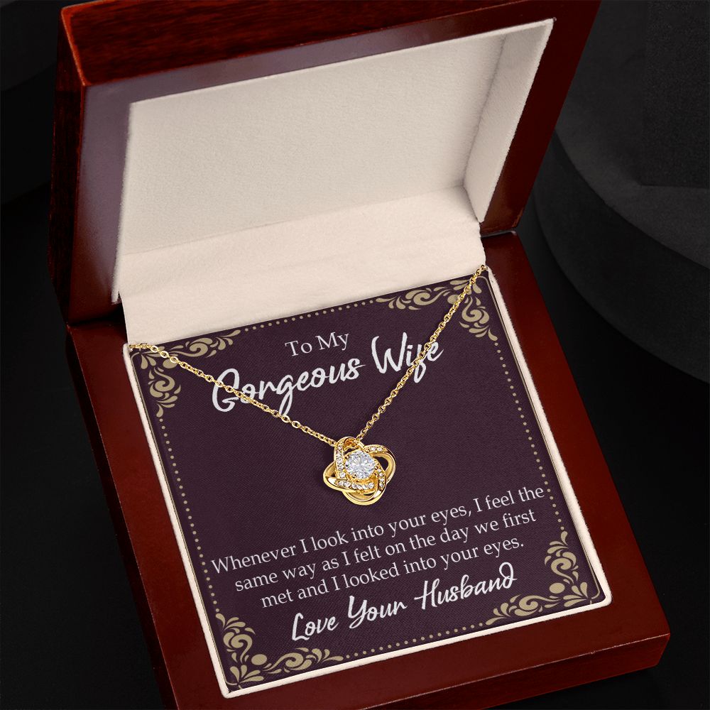 To My Wife Whenever I Look Into Your Eyes Infinity Knot Necklace Message Card-Express Your Love Gifts